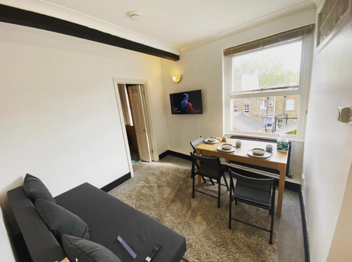 Complete 1 Bedroom Apartment With Wi-Fi, Kitchen, Tv In Heart Of Chiswick, ロンドン エクステリア 写真