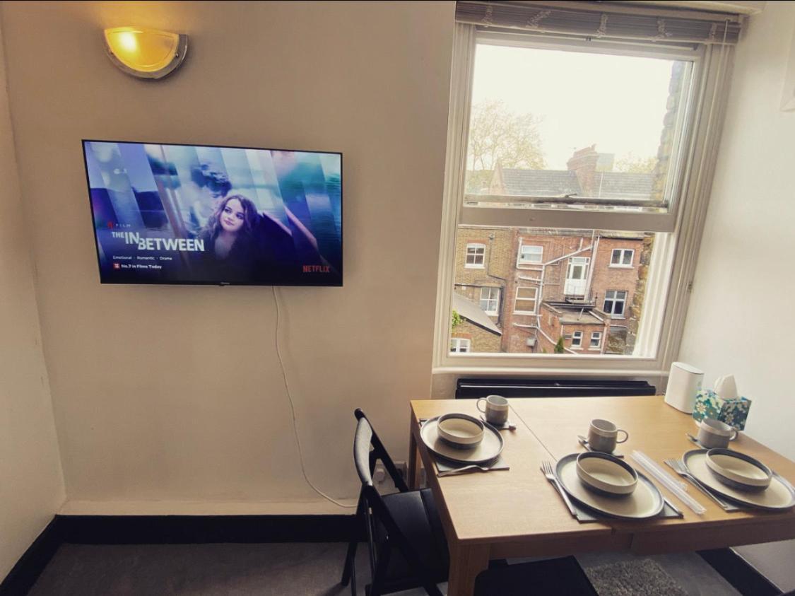 Complete 1 Bedroom Apartment With Wi-Fi, Kitchen, Tv In Heart Of Chiswick, ロンドン エクステリア 写真